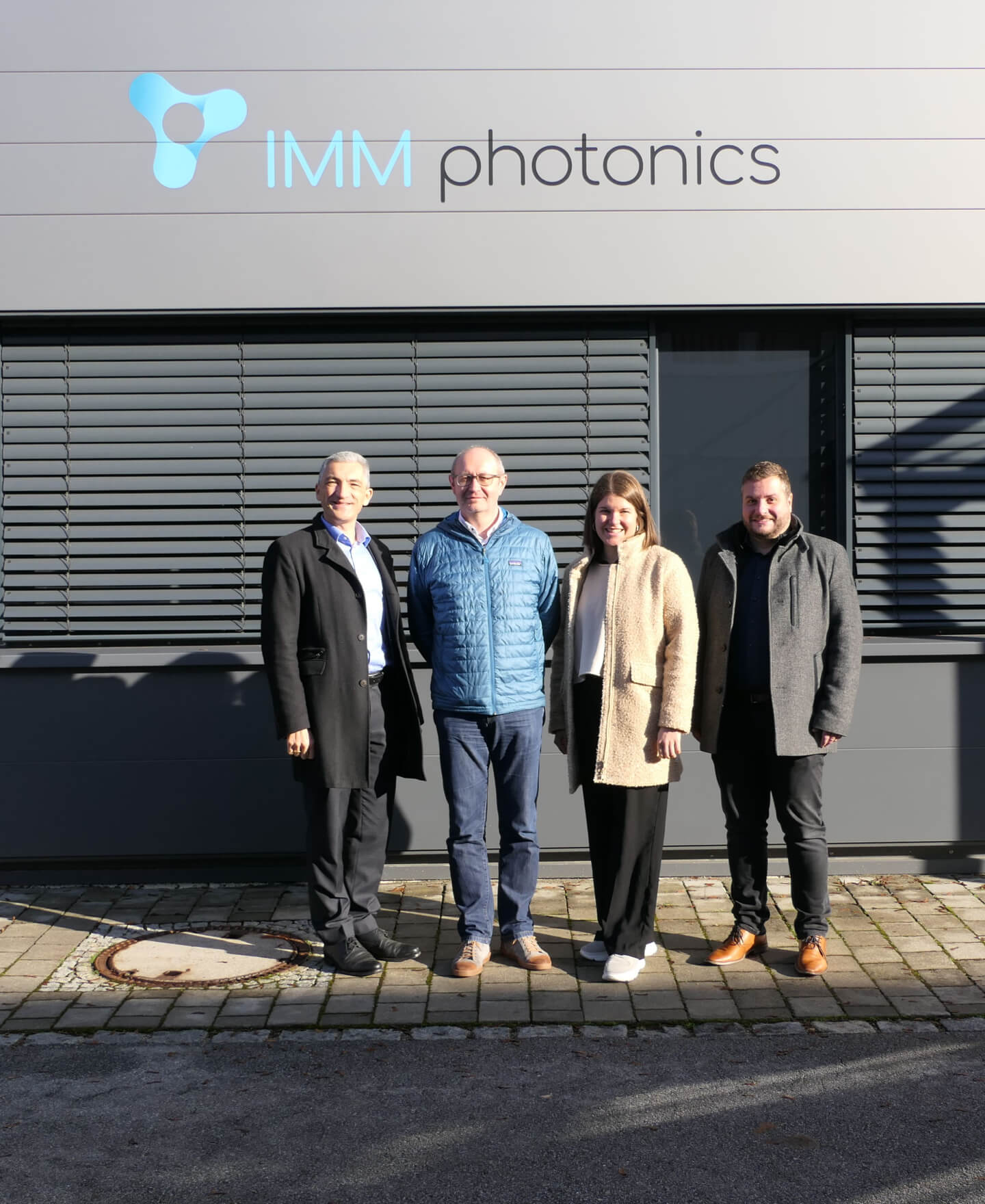 Press Release County Executive Dr. Raith visits IMM Photonics